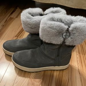 Ugh winter boots